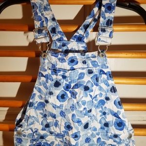 OshKosh 6x Shortalls Overall Shorts Floral Pattern